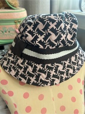 Super Rare Y2K Vintage Juicy Couture Pink Brown Scottie Dogs Monogram Bucket Hat